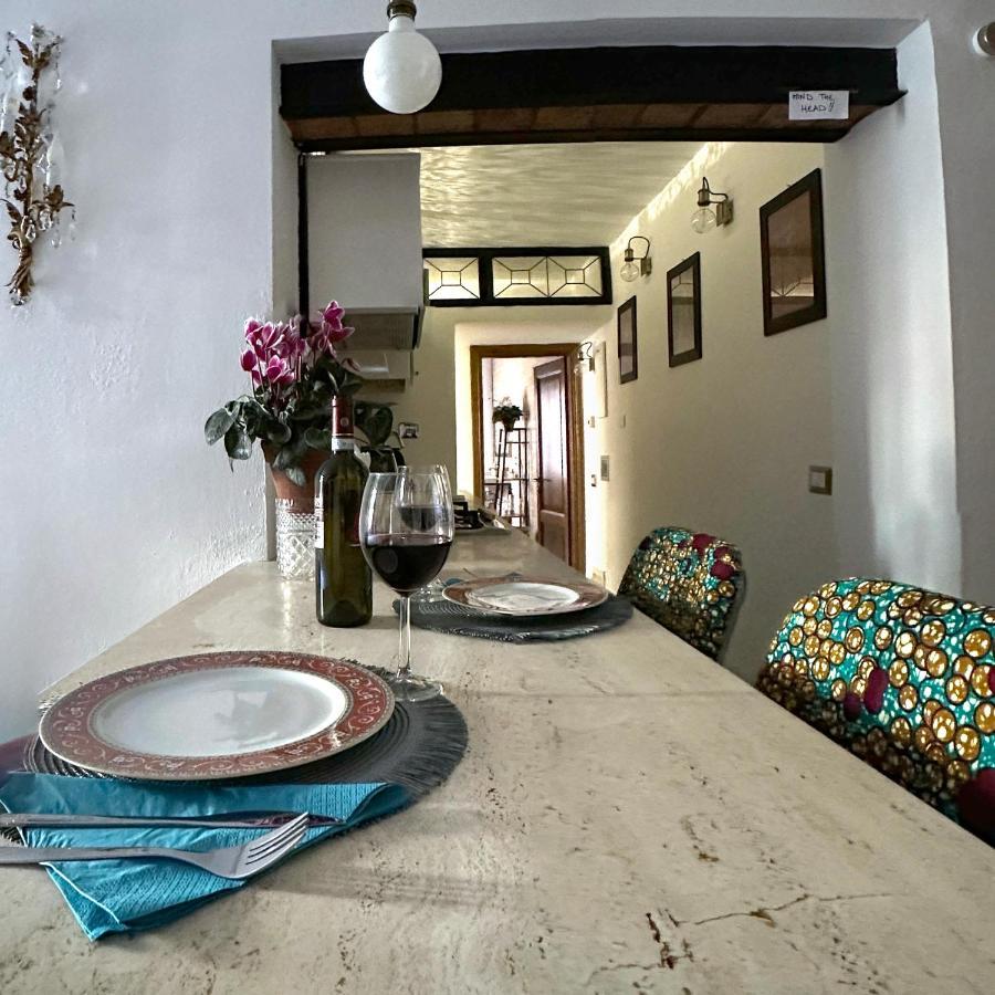 Lovely Apartment In Via Della Scala, Trastevere روما المظهر الخارجي الصورة